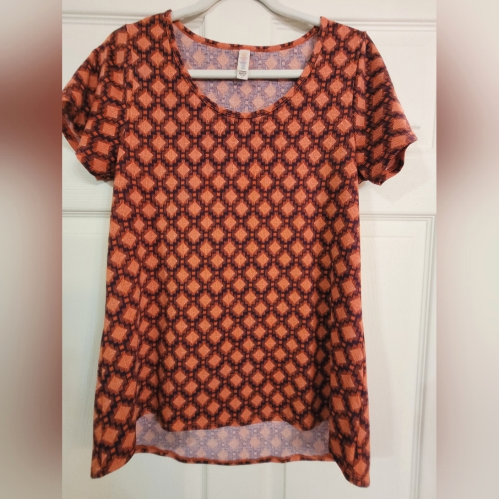 Lularoe Classic Tee